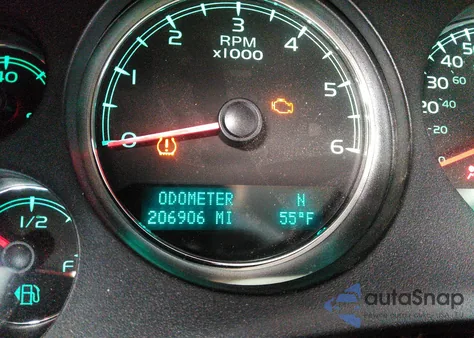 2011 Chevrolet Tahoe Lt z USA, uszkodzony, nr VIN 1GNSCBE01BR146546